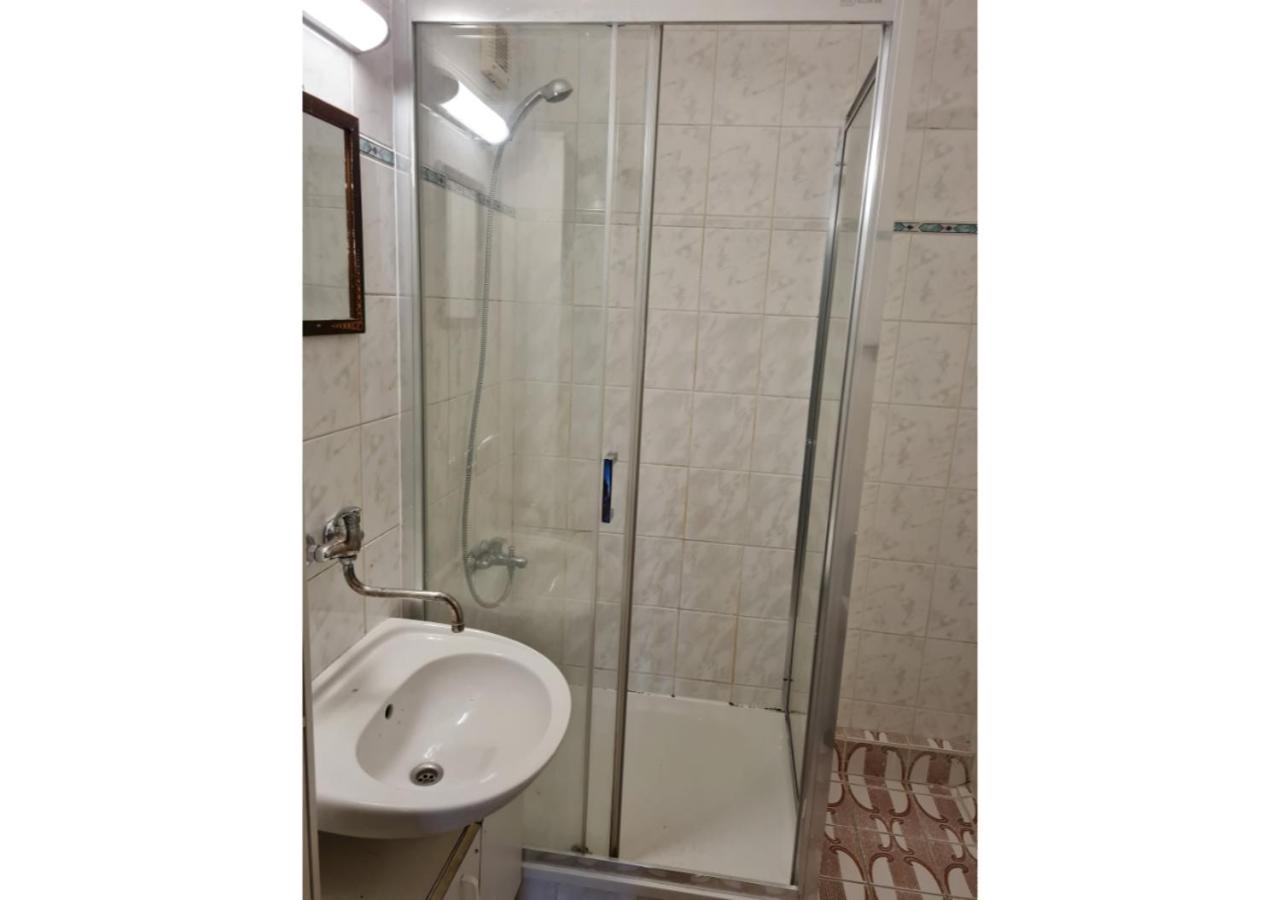 Modern Urban Loft Apartment Opava Kültér fotó